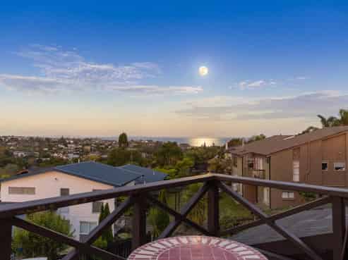 10 Galaxy Drive, Mairangi Bay