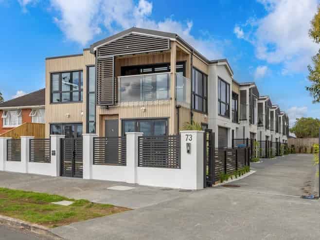 73B New Windsor Road, New Windsor