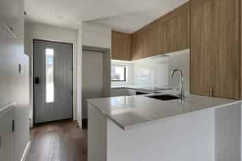 6/476 West Coast Road, Glen Eden