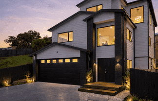 20B Kissling Place, Saint Johns