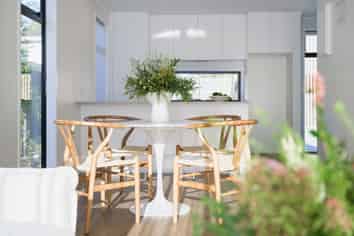 8 Swift Court, Avenues