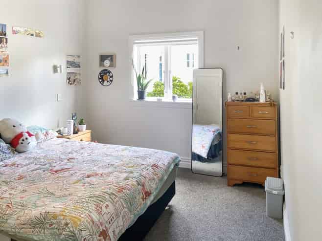 4/2 Telford Terrace, Oriental Bay