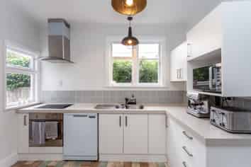 16 Shirley Road, Mairehau