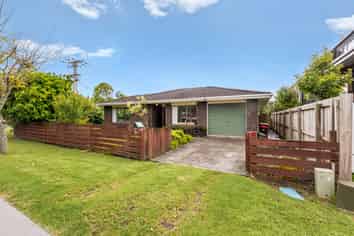 37 Centreway Road, Orewa
