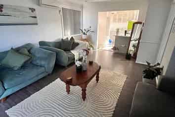 42C Buller Crescent, Manurewa