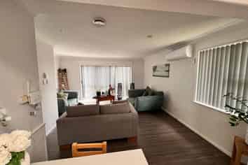 42C Buller Crescent, Manurewa