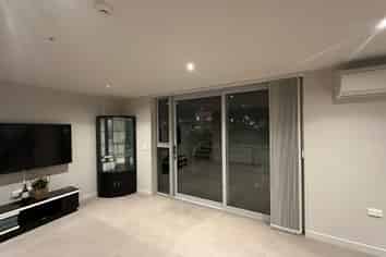 104/7 Rose Garden Lane, Albany