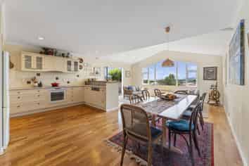 5 Chartwell Place, Richmond