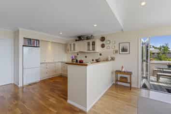 5 Chartwell Place, Richmond