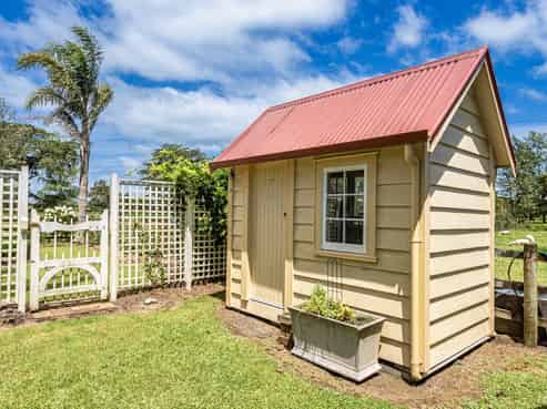 35 Thorburn Road, Matarau