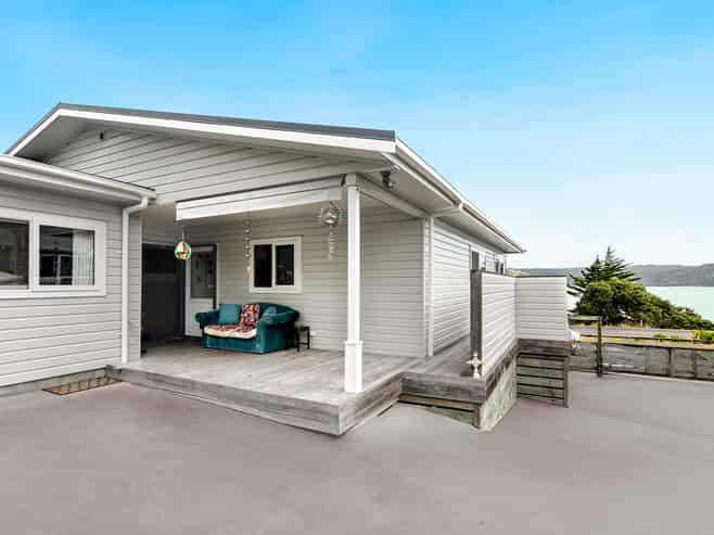 98 State Highway 12, Opononi