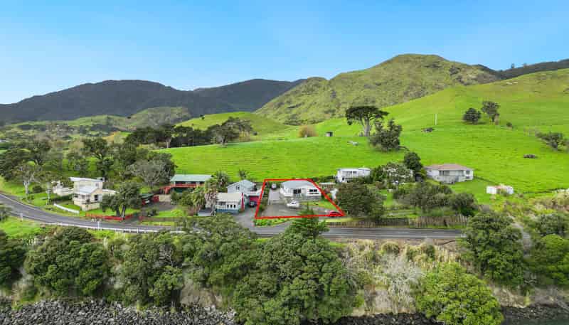 98 State Highway 12, Opononi