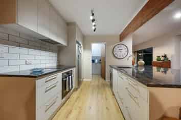 4 Milwaukee Place, Glendene