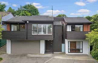 8 Jeanette Place, Mairangi Bay