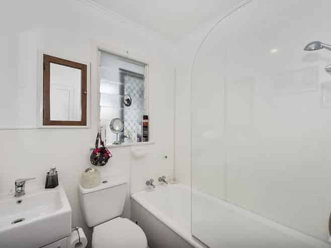 8 Poaka Ave, Dinsdale