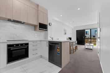 6 Aumarire Lane, Favona