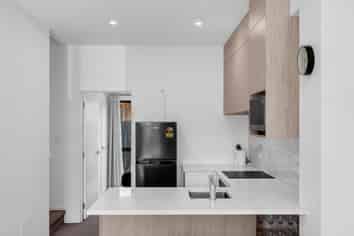 6 Aumarire Lane, Favona