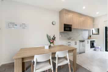 6 Aumarire Lane, Favona