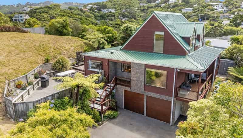 11 Maungaraki Road, Korokoro