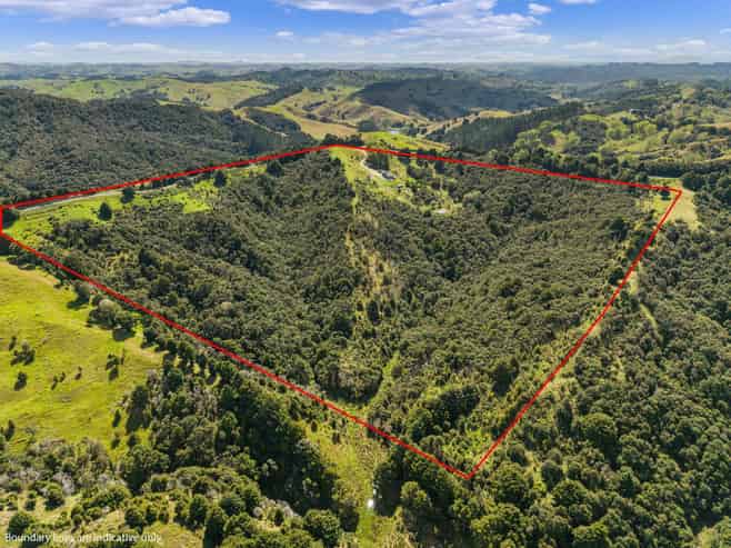 957 Bull Road, Paparoa