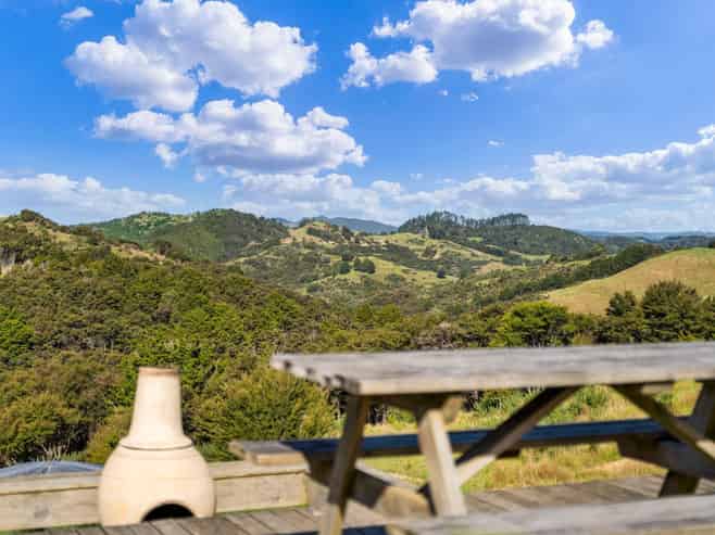 957 Bull Road, Paparoa