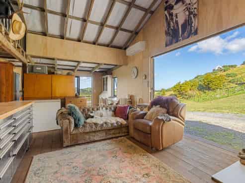 957 Bull Road, Paparoa