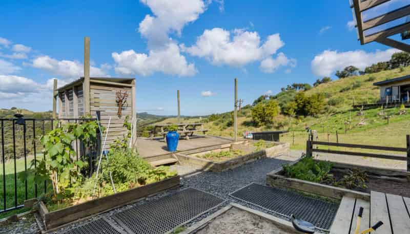 957 Bull Road, Paparoa