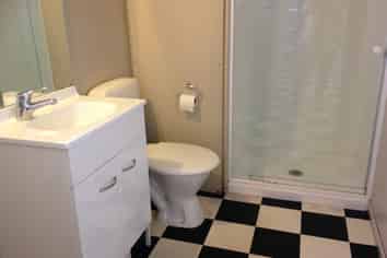 2/71 Springfield Road, Saint Albans