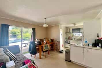 40 Hassan Drive, Massey