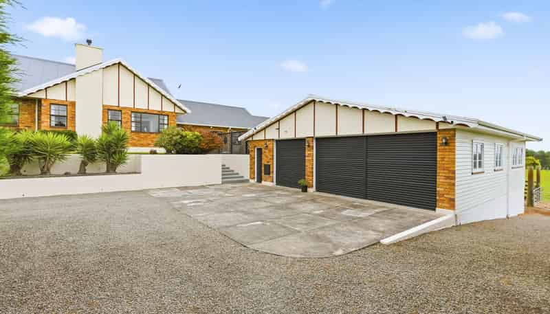 15 Koputaroa Road, Levin