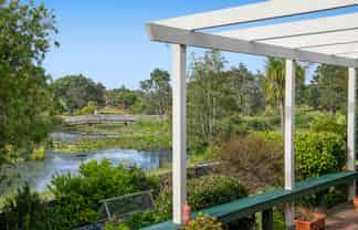 17 McGowan Place, Orewa