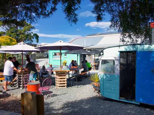 BEER, GOLF & BURGERS - THE BREWERY DREAM