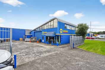 Strategic Corner Investment with Dual Access