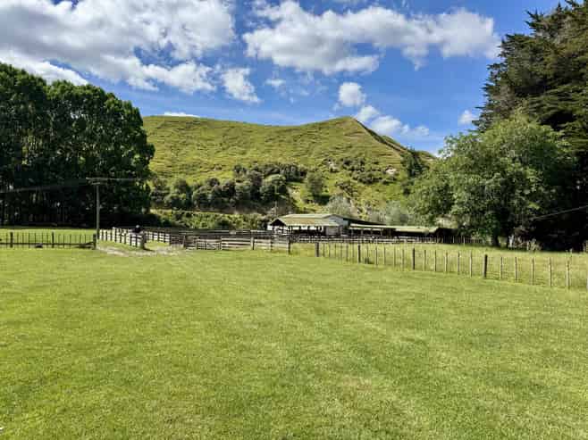 213 Parihauhau Road, Parikino