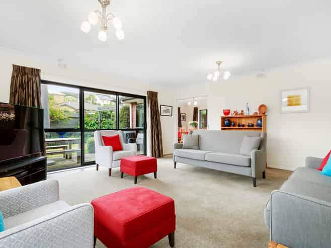 189 Woodman  Drive, Tawa