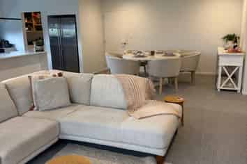 51 Selfe Crescent, Burwood