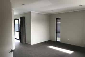 12 Tosland Street, Wigram