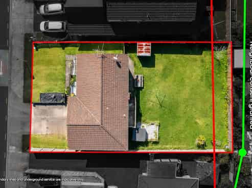 36 Akoranga Drive, Northcote