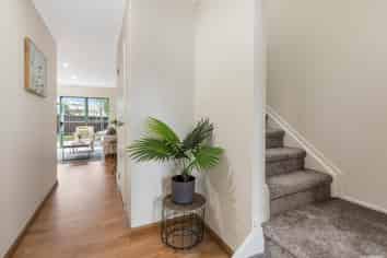 7/351 West Coast Road, Glen Eden