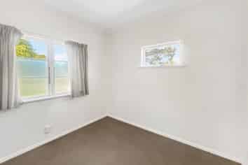 20 Sturdee Road, Manurewa