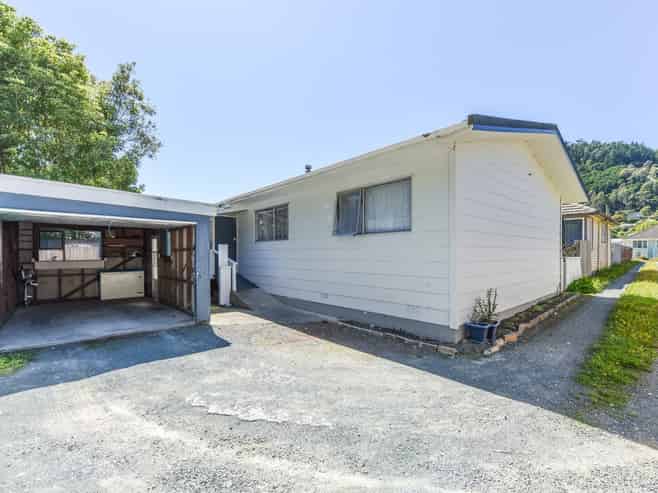 2/240 Kawai Street, Nelson South