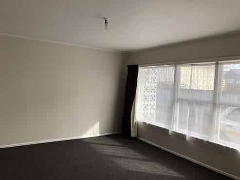 2/1171 Victoria Street, Whitiora