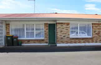 2/1171 Victoria Street, Whitiora