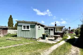 31 Robinson Avenue, Hannahs Bay