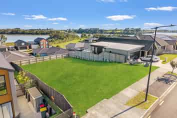 14 Otohikawa Avenue, Glenbrook