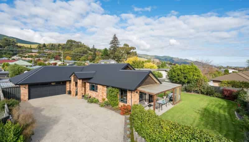 7 Kingsford Drive, Stoke