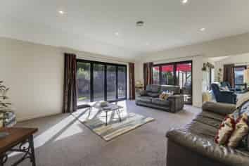 7 Kingsford Drive, Stoke