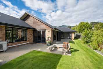 7 Kingsford Drive, Stoke