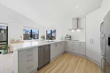 12 Greengrass Crescent, Kaiapoi