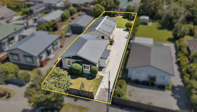 16 Radley Street, Woolston